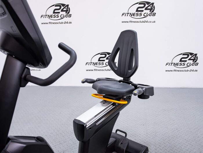 Fitness_Club_24_Matrix_R3XE