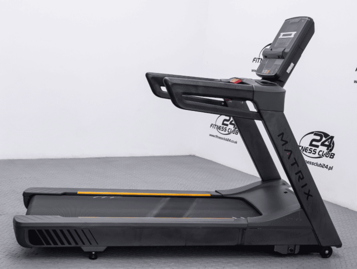 Fitness_Club_24_Matrix_Endurance_Led_console_treadmill